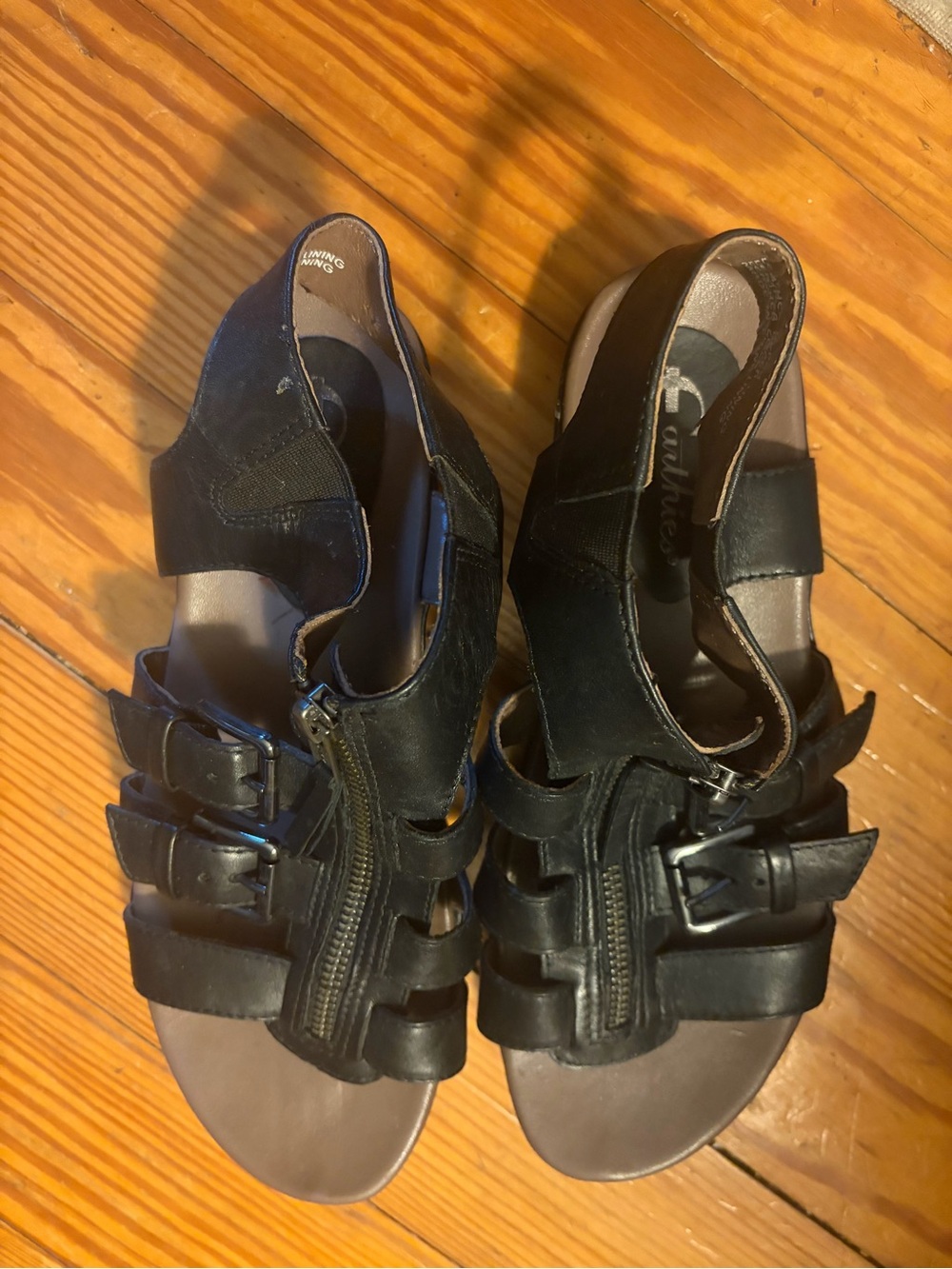 Earthies Black Leather Strappy Wedge Sandals